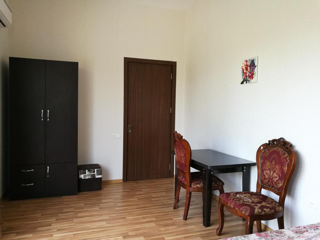 Agora Appartement Tbilisi Buitenkant foto